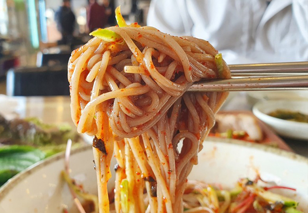 홍성막국수 비빔막국수 한젓가락