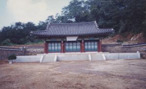 한용운 생가 정비(1995년)