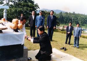 백야 김좌진 장군 동상 제막식 