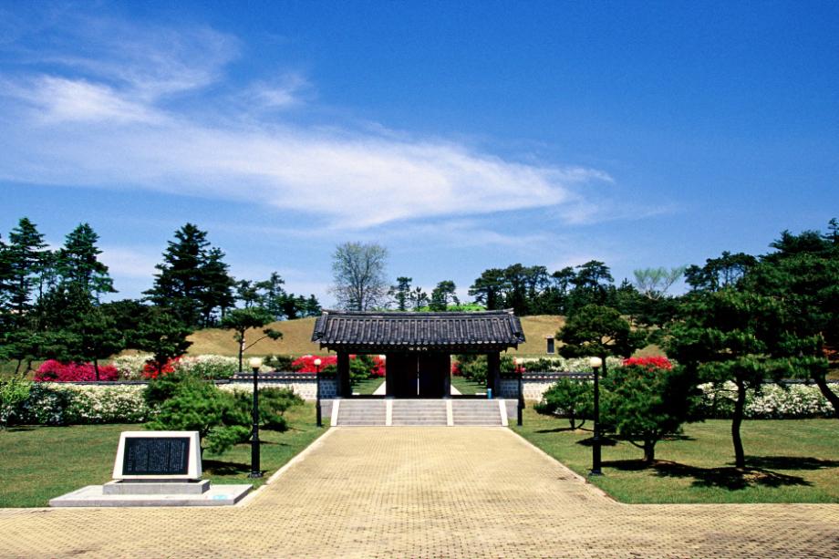 Hongjuseong Fortress and Yeohajeong