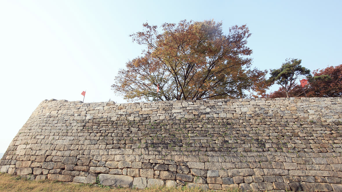 홍주성 성벽 이미지1