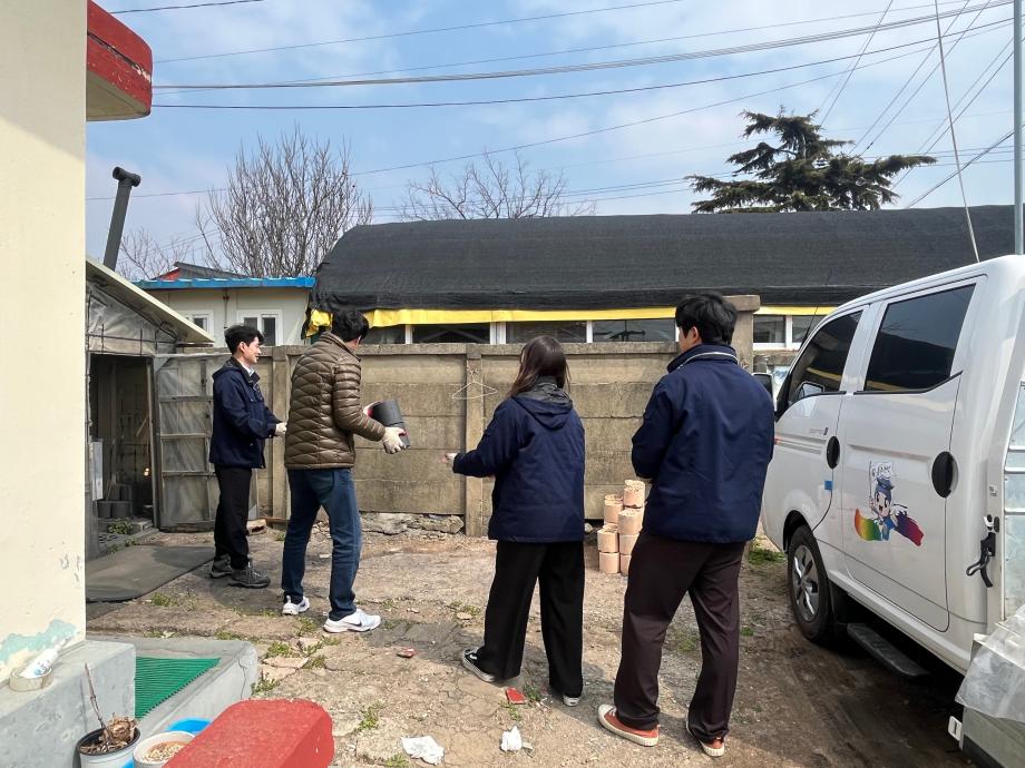 서부면, 에너지 취약계층에 사랑의 연탄 배달 이미지