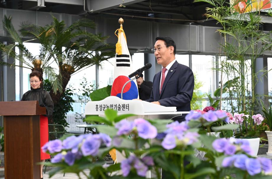 자연치유쉼터 개관 및 봄빛향기 작품 전시회 이미지